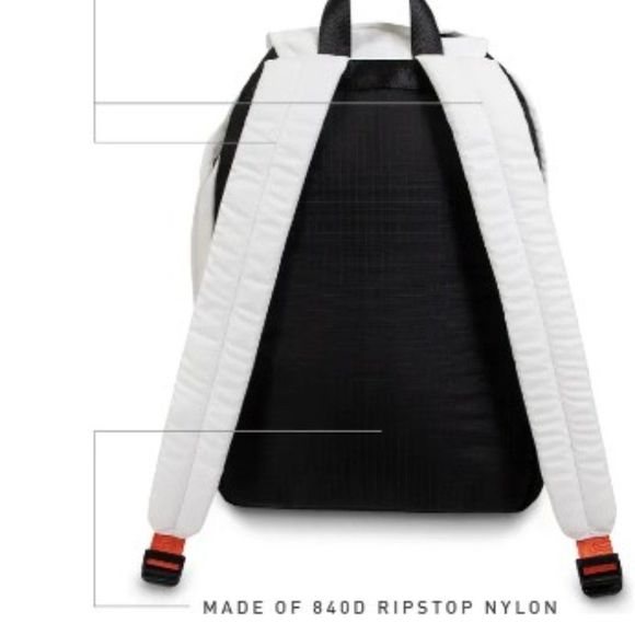 Valor Backpack DOUGHNUT - Picture 5 of 9